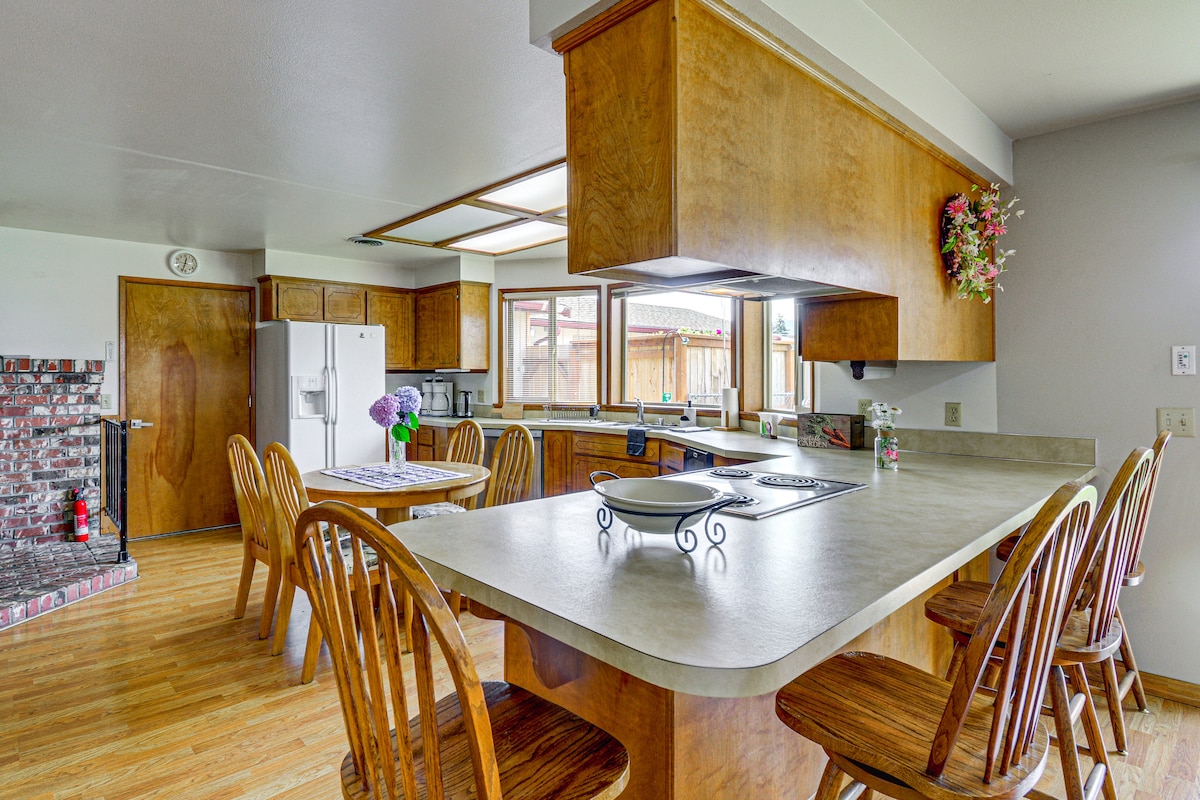 Kitchen — fully stocked