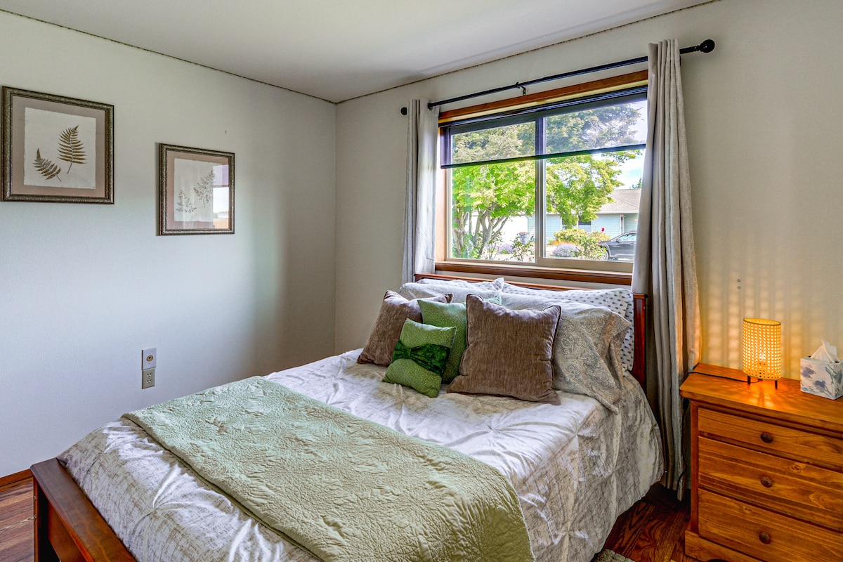 Bedroom two — queen bed