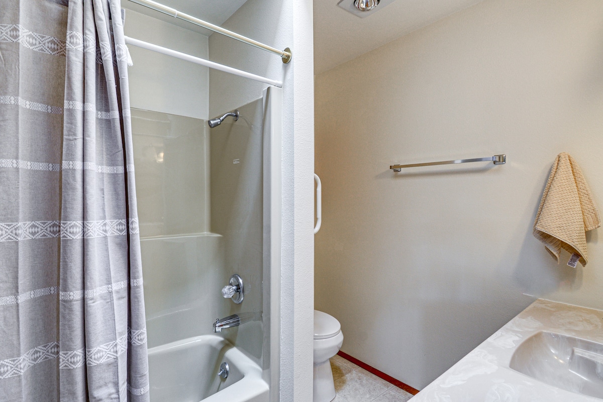 Full bathroom